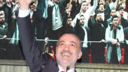 Ak Parti’ye başka partilerden 495 kişi katıldı