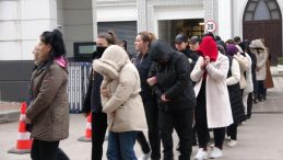 Yapay zekayla kadın olup vurgun yapmışlar: Çete lideri dijital ofiste yakalandı