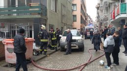 Tersane işçilerin oturduğu evde yangın