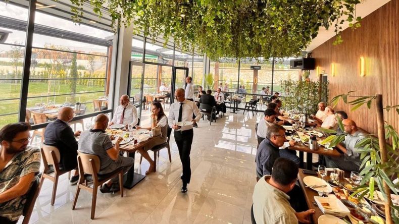 FLAŞ! Kafe ve restoranlarda yasaklandı
