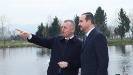 “Türkiye’ye örnek projeler” dedi, Büyükakın’ı tebrik etti