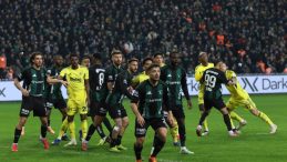 İlk yarıda iyi oynadık gol bulamadık, Fenerbahçe’ye 2-0 yenildik