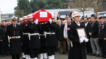 Vefat eden Kıbrıs gazisi son yolculuğuna uğurlandı