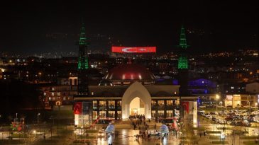3 bin kişilik cami ilk teravihle hizmete girdi