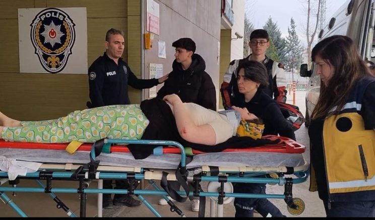 İftara dakikalar kala dehşet: Kapıyı kıran eşinden kaçan kadın balkondan atladı