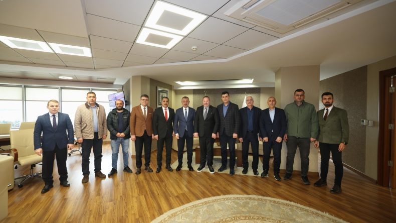 Başkan Büyükakın’a ziyaretçi akını