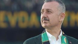 Başkan Büyükakın’dan tebrik: “Körfez yeniden fırtına olup esiyor”