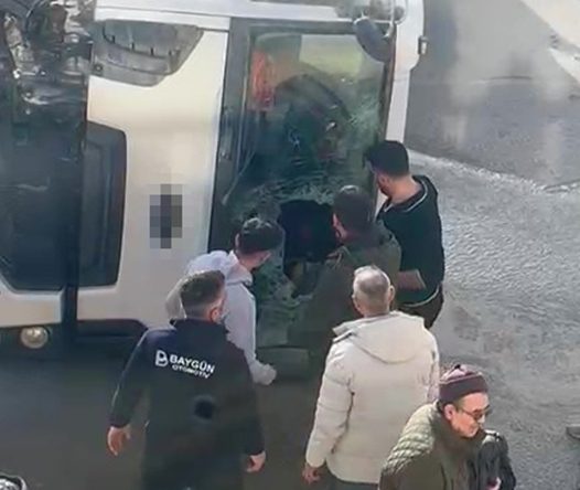 Beton mikserinin içinde mahsur kalan sürücü kendini böyle kurtardı