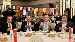 Kocaeli Emlakçılar Odası’nın iftarına yoğun katılım