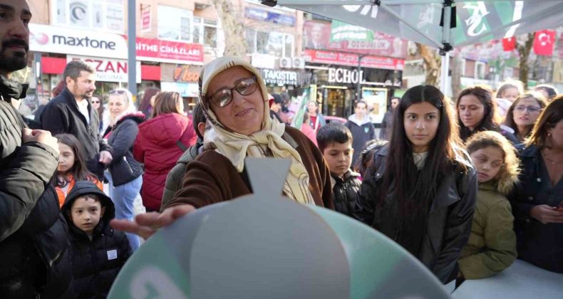 Kocaelispor’dan Kadınlar Günü’nde hediye çarkı etkinliği