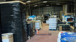 Jandarma ve zabıtadan kaçak imalathaneye ortak operasyon