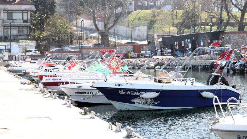 Değirmendere sahilindeki tekne karmaşası sona erdi