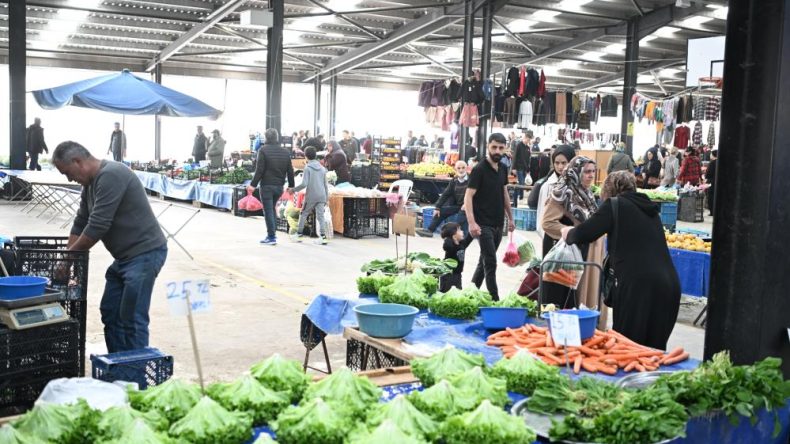 Kartepe’de bayram nedeniyle semt pazarlarının tarihleri değişti