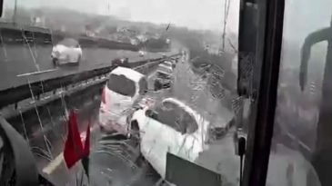 TEM otoyolu İzmit geçişinde kaza: 8 yaralı