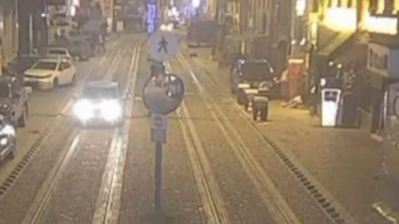 Otomobilden mekanı taradılar: Üç kişinin öldüğü bar saldırısının dehşet anları