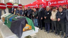 Kanlı saldırıda ölen mekan sahibi ve Kocaelispor kongre üyesi defnedildi