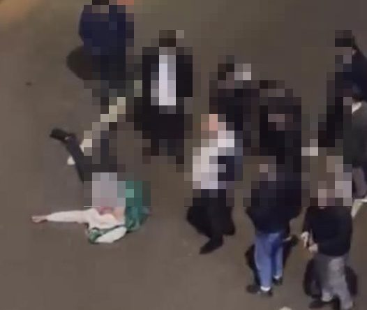 İzmit’te dehşet anları: Tekme ve yumruklarla feci şekilde darbedildi