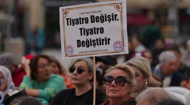 Sanatın kalbi Üsküdar’da attı: “sanatabilet.com” projesi, tiyatro dünyasında yeni bir dönemin kapılarını açtı