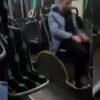 Halk otobüsündeki uygunsuz davranış kamerada