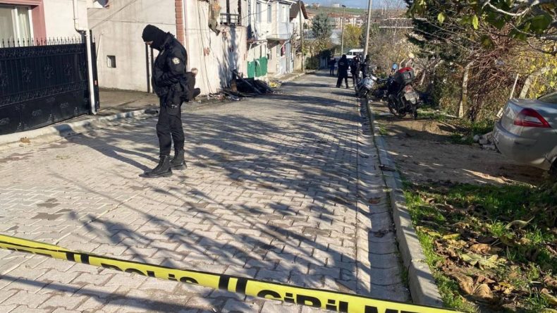 Şehit polislerin katili DEAŞ’lı teröristin dijital izleri Kocaeli’deki şüphelilere uzandı