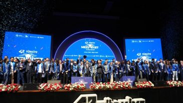 Bakan Kacır, yeni nesil 407 yazılımcı gencin heyecanını paylaştı