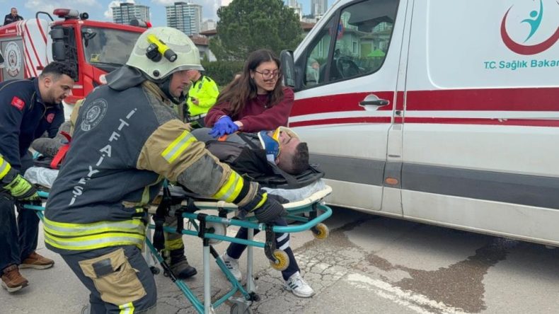 Dereye uçan kamyonetin sürücüsü hayatını kaybetti