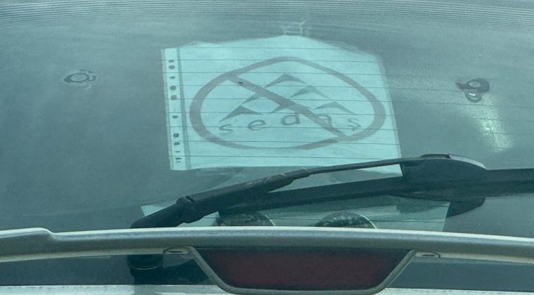 Şikayetler bitmiyor: Mağdur vatandaş SEDAŞ’a tepkisini böyle gösterdi