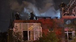 Evin çatı katında yangın paniği