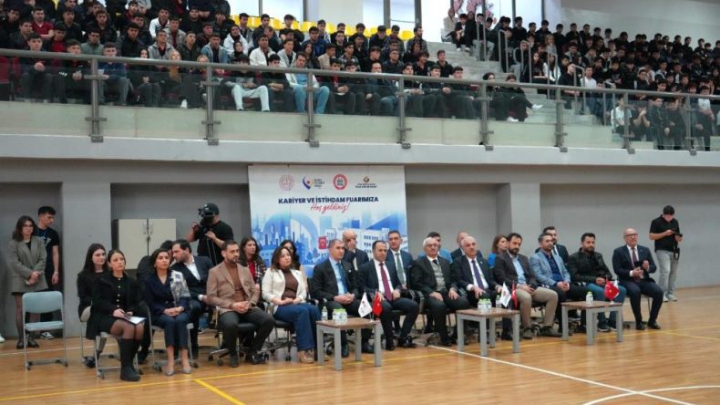 460 firmalık iş birliğiyle 4 bin öğrenciye devlet destekli mesleki eğitim