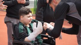 DMD hastası Eray’ın Kocaelispor antrenmanı heyecanı