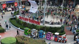 Outlet Center İzmit 52. Geleneksel Ucuzluk Panayırı gerçekleştiriliyor