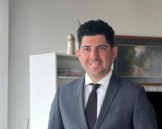 FLAŞ İDDİA! Eski Bakan’ın oğlu Ak Parti’den milletvekili aday adayı olacak