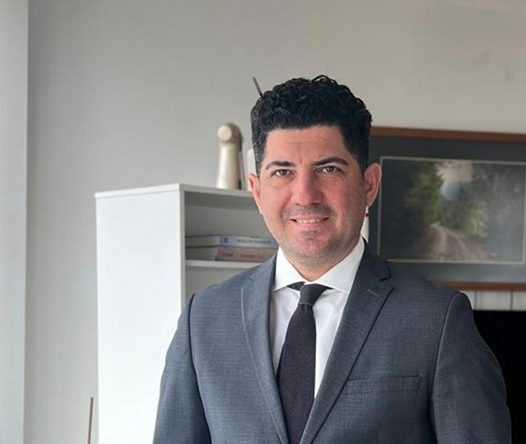 FLAŞ İDDİA! Eski Bakan’ın oğlu Ak Parti’den milletvekili aday adayı olacak