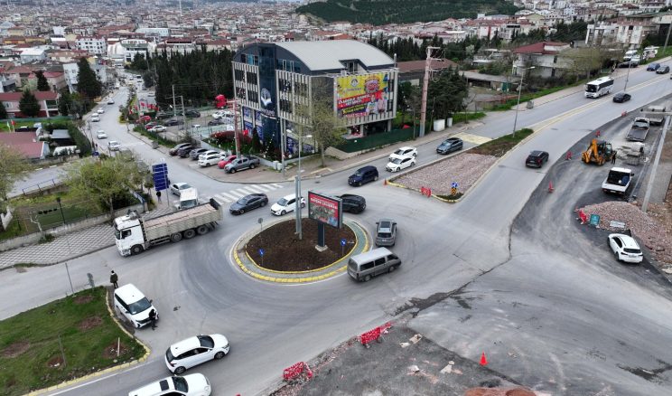 Büyükşehir neşteri vurdu: O ilçede trafik rahatlayacak