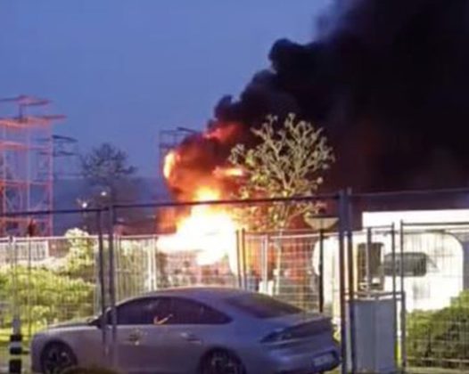 İzmit’te panik: Otelin bahçesinden alevler yükseldi