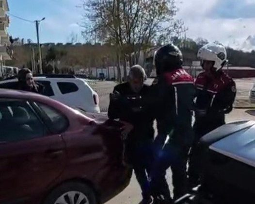 Jandarmanın hızlı refleksi hayat kurtardı