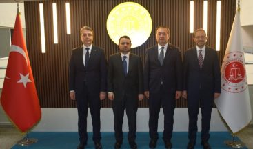 Adalet Bakanı Akın Gürlek’ten Kocaeli Adliyesine ziyaret