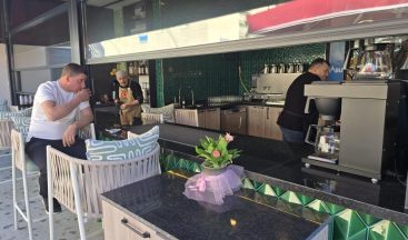 Merih Demiral kafe açtı, şehit ailelerine ve gazilere her şey ücretsiz