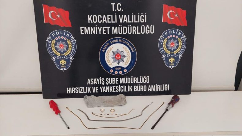 Evlerden hırsızlık yapan şüpheli kiralık araçla kaçarken yakalandı