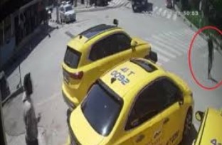 Görme engelli yayanın zor anları