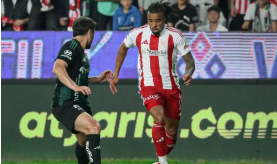 Kocaelispor yenildi, kardeş kulüp Antalyaspor küme düştü