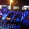 Motosiklet ile çarpışan otomobil takla atarak ters döndü: 1’i ağır 4 yaralı