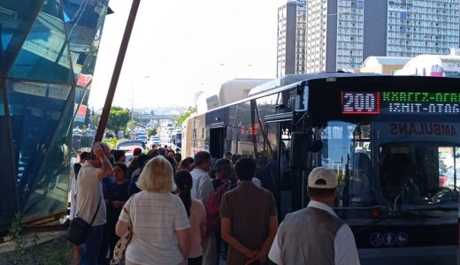 Hat 200’de korkunç kaza! Yaralılar var