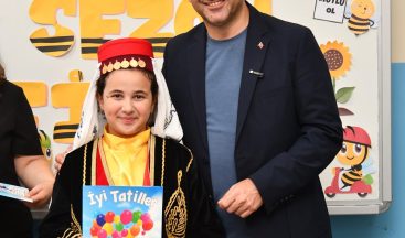 Başkan Özlü Başiskeleli çocukların karne sevincini paylaştı!