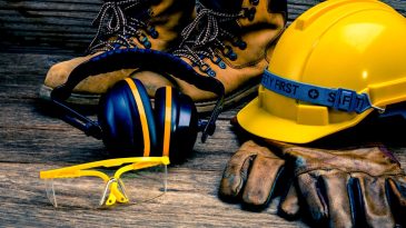 15 tonluk beton bloğun altında kalan işçi hayatını kaybetti