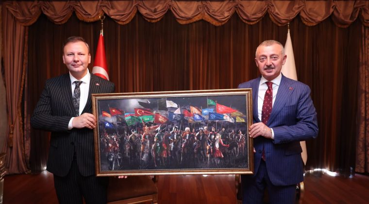 MHP’nin yeni İl Başkanı Enes Emengen’den Başkan Büyükakın’a ziyaret