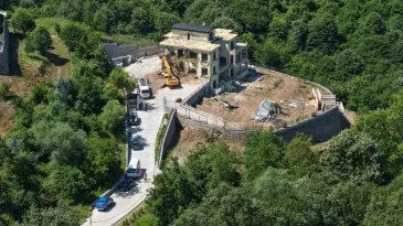 Yuvacık’ta ormanın kalbine kaçak villa