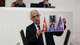Gergerlioğlu: “İktidar inkar ettikçe çıplak arama rezaleti yüzlerine çarpıyor!”