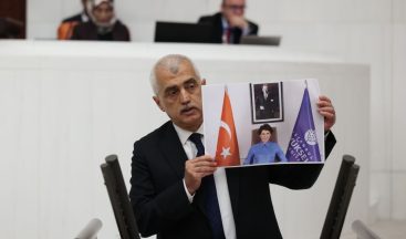 Gergerlioğlu: “İktidar inkar ettikçe çıplak arama rezaleti yüzlerine çarpıyor!”