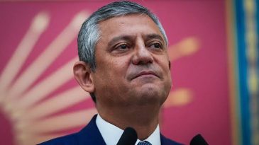CHP’de büyük deprem! Özgür Özel’in kurmayları istifa etti